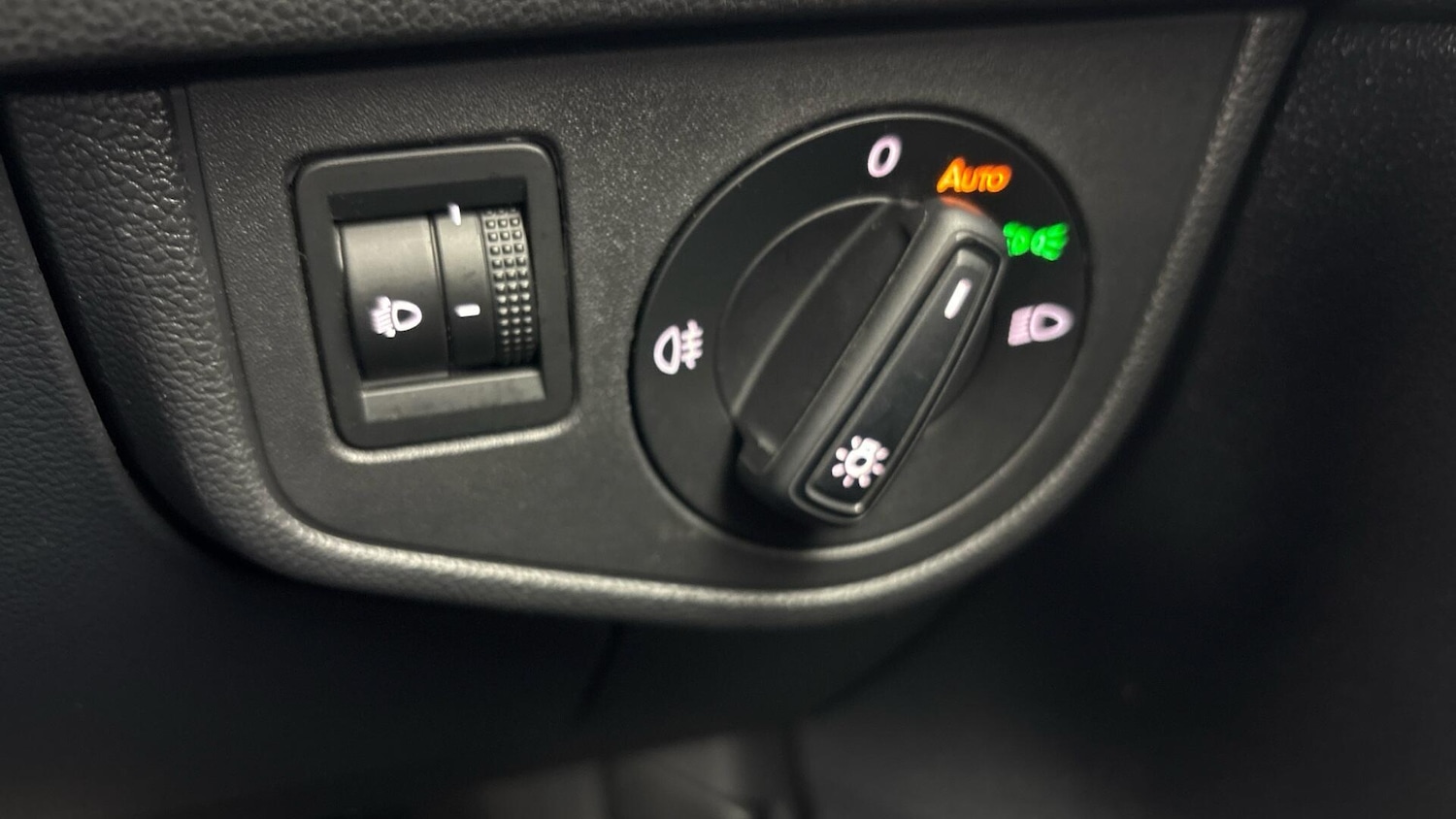 Used Volkswagen Polo 2022 for sale - 77954288: Photo 17