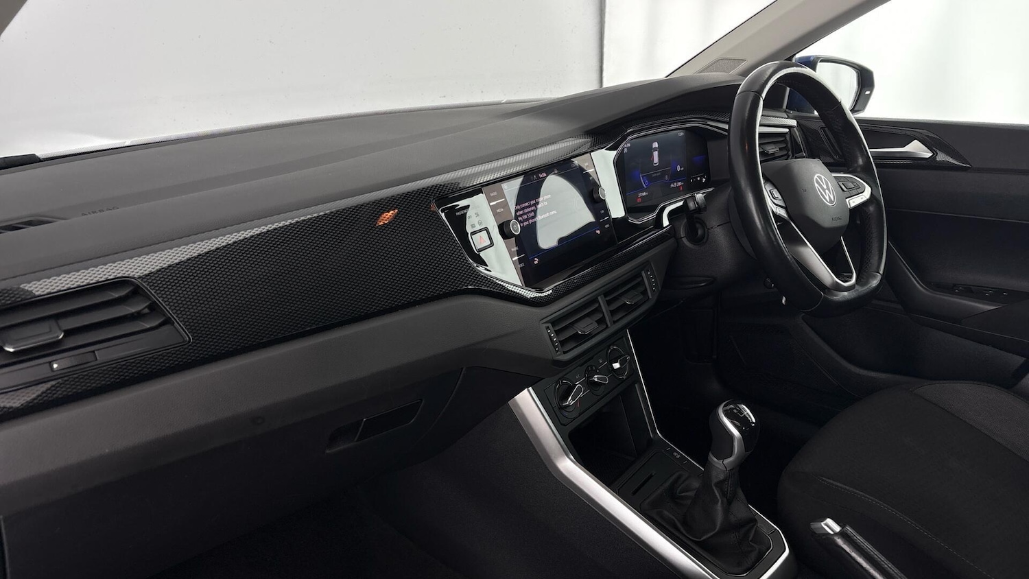 Used Volkswagen Polo 2022 for sale - 77954288: Photo 2