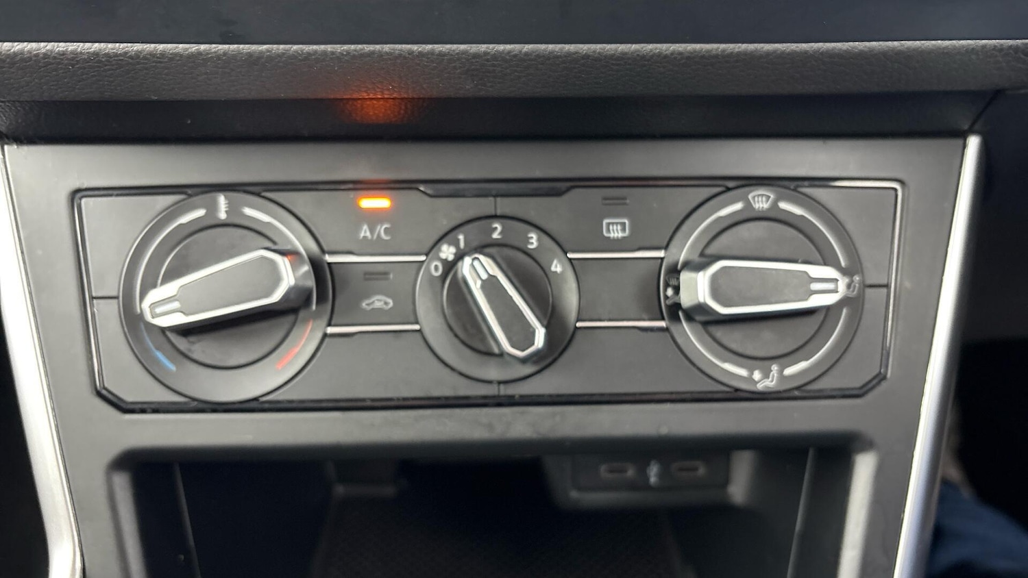 Used Volkswagen Polo 2022 for sale - 77954288: Photo 25