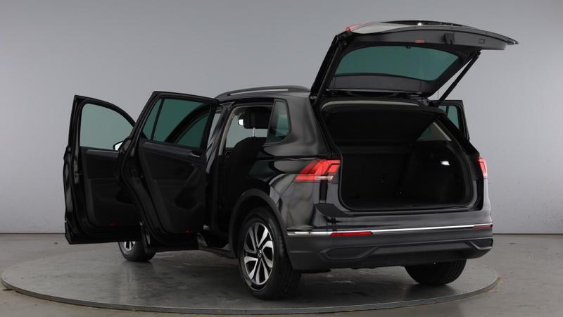 Used Volkswagen Tiguan 2022 for sale - 76580759: Photo 11