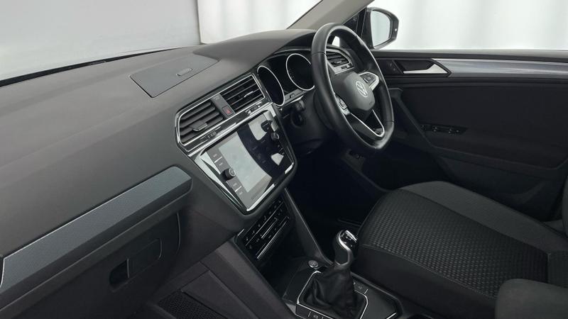 Used Volkswagen Tiguan 2022 for sale - 76580759: Photo 2