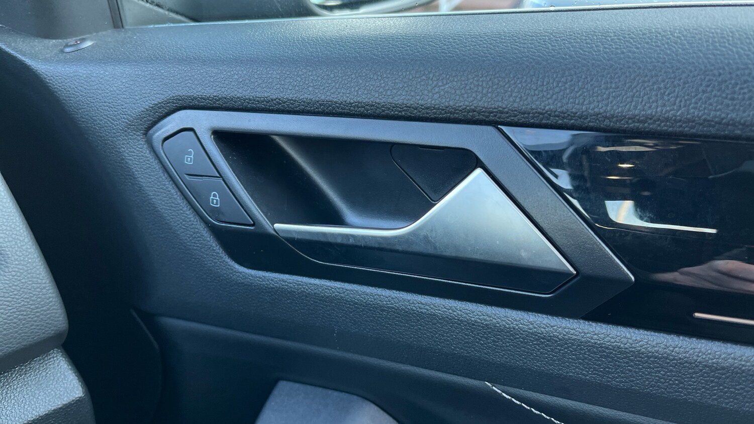 Used Volkswagen T-Roc 2025 for sale - 77602419: Photo 27