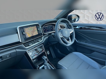 Used Volkswagen T-Roc 2025 for sale - 77602419: Photo