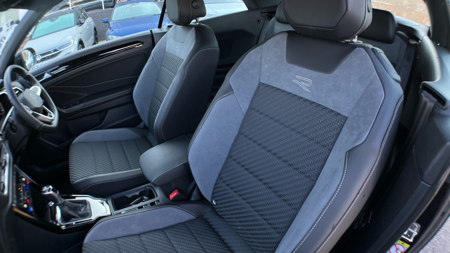 Used Volkswagen T-Roc 2025 for sale - 77602419: Photo 45