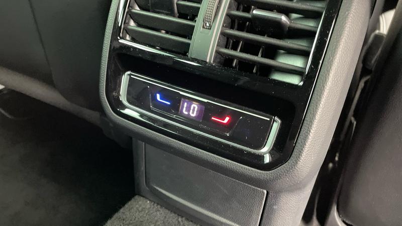 Used Volkswagen Passat 2022 for sale - 77106554: Photo 28