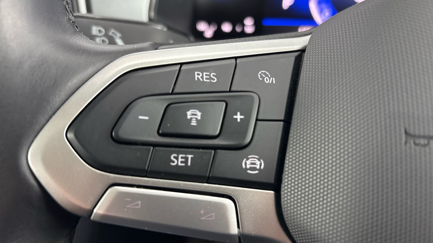 Used Volkswagen T-Roc 2024 for sale - 77602480: Photo 18