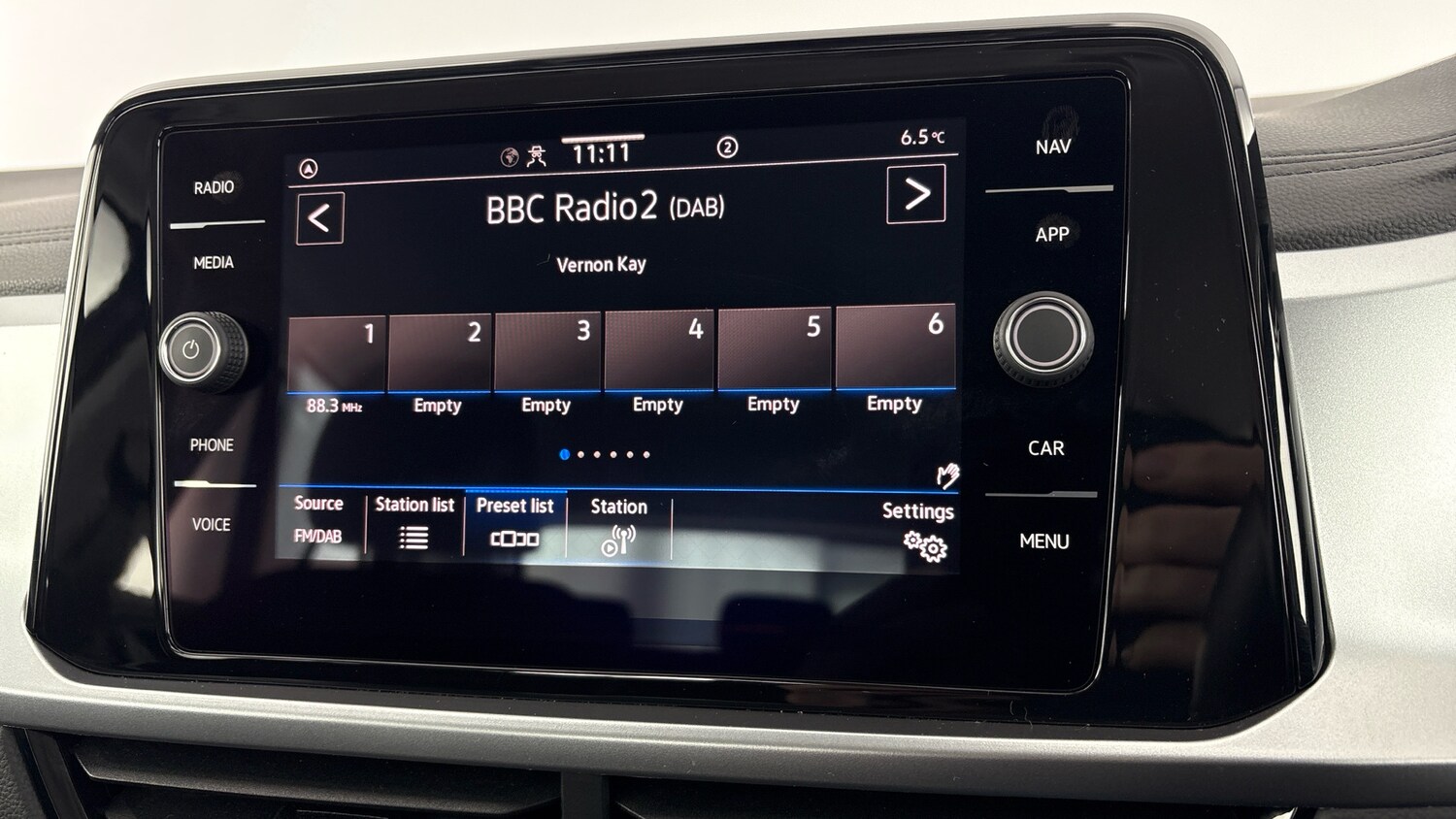 Used Volkswagen T-Roc 2024 for sale - 77602480: Photo 25