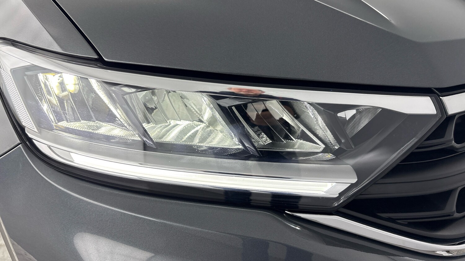 Used Volkswagen T-Roc 2024 for sale - 77602480: Photo 36