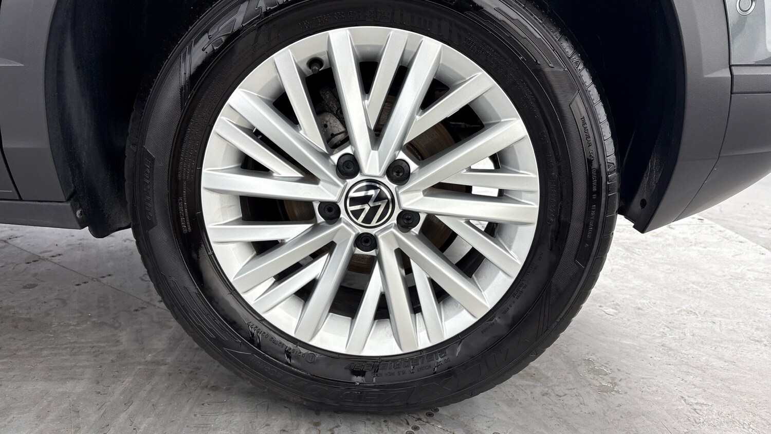 Used Volkswagen T-Roc 2024 for sale - 77602480: Photo 38