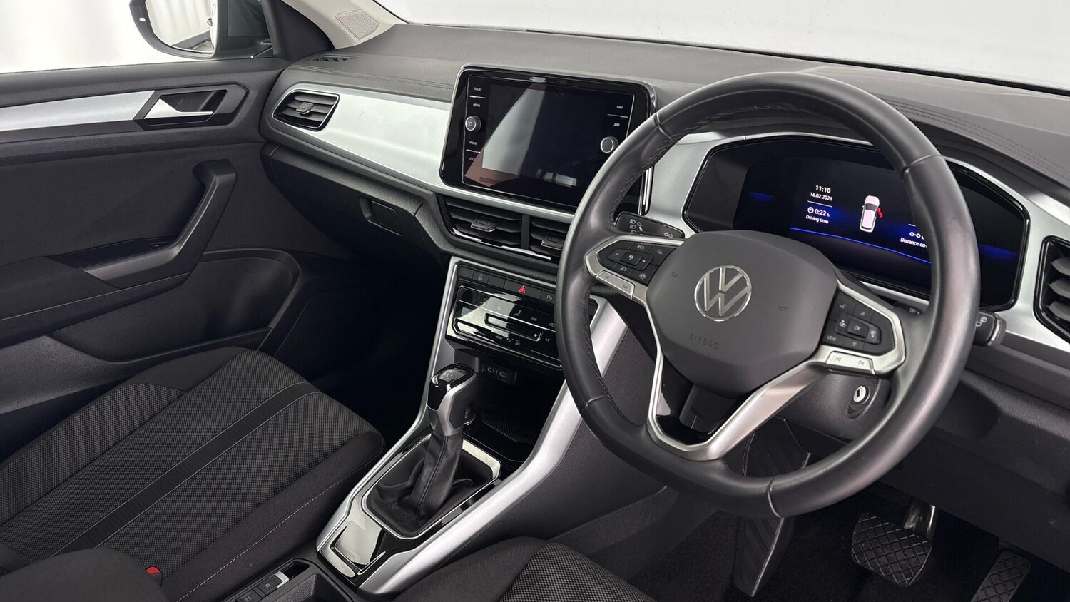 Used Volkswagen T-Roc 2024 for sale - 77602480: Photo 6