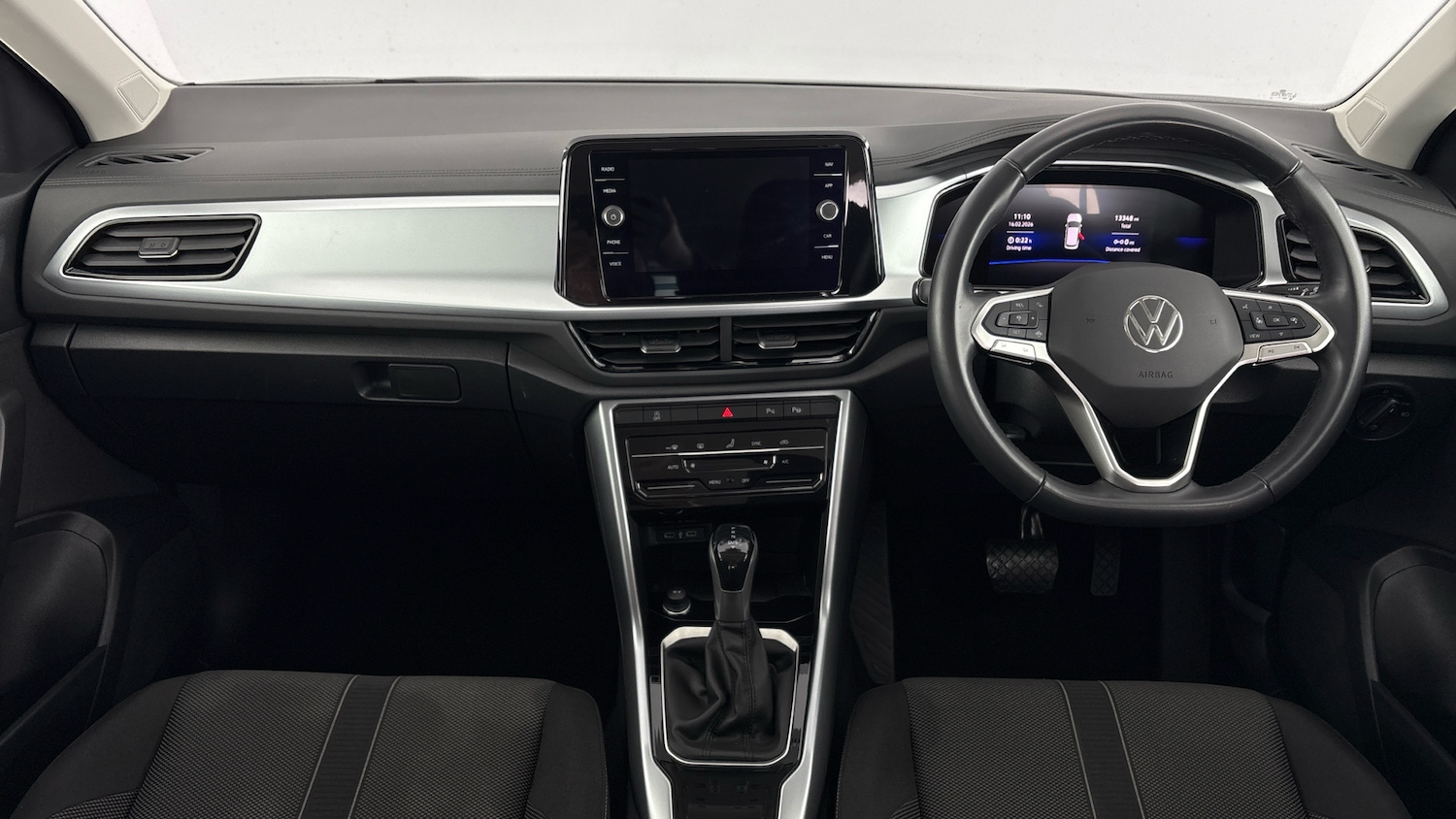 Used Volkswagen T-Roc 2024 for sale - 77602480: Photo 9