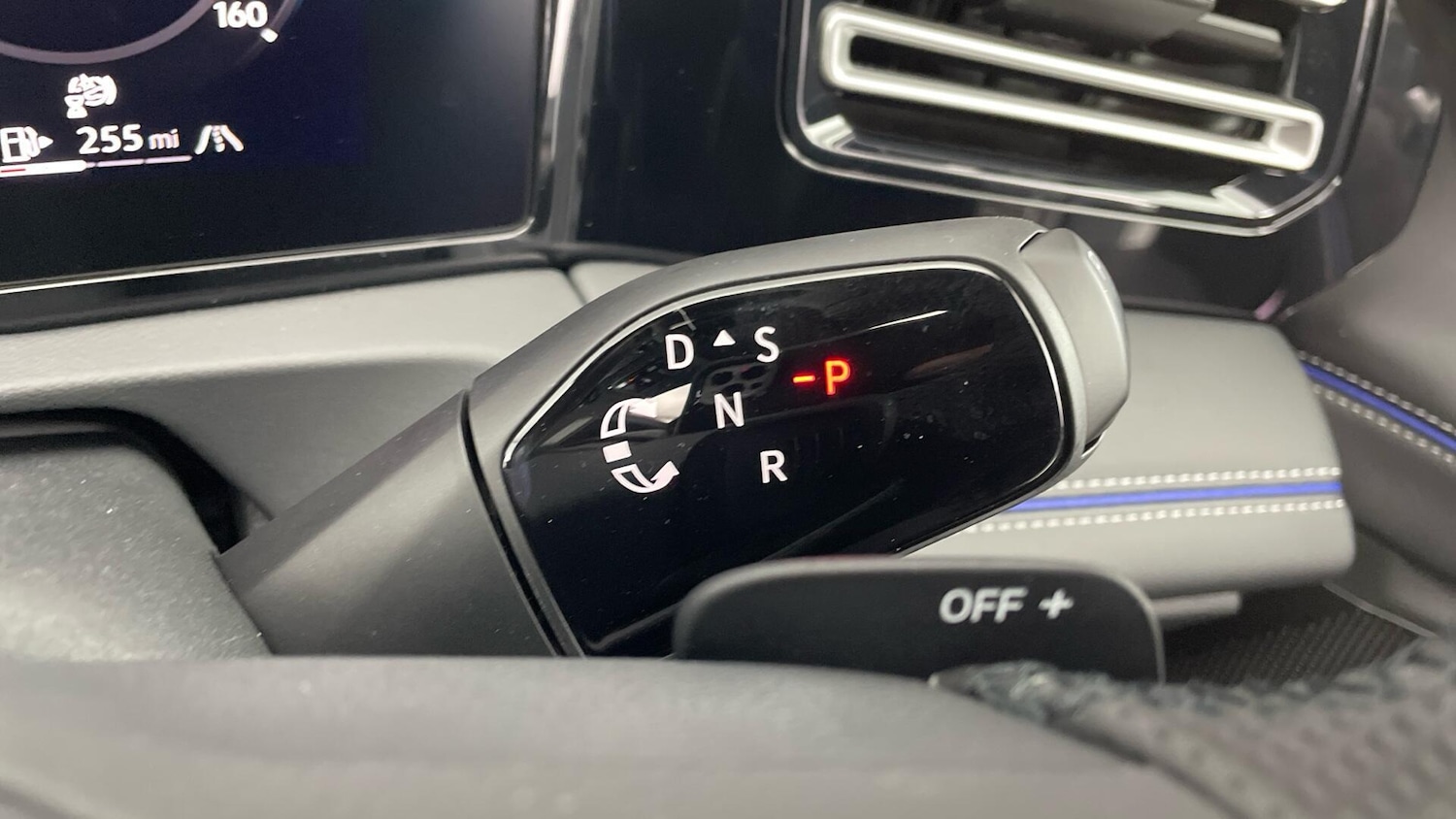 Used Volkswagen Tiguan 2025 for sale - 77718163: Photo 12