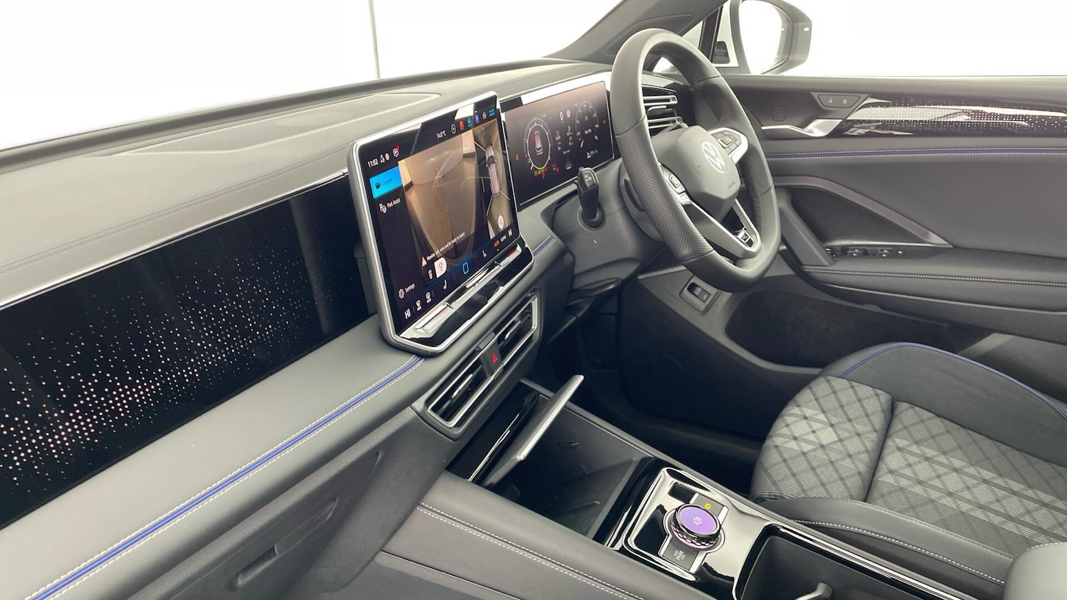 Used Volkswagen Tiguan 2025 for sale - 77718163: Photo 2