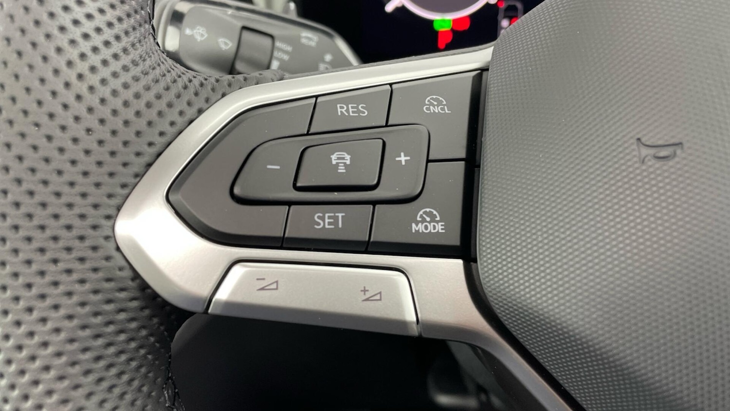 Used Volkswagen Tiguan 2025 for sale - 77718163: Photo 7