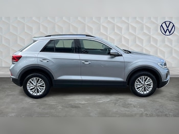 Used Volkswagen T-Roc 2022 for sale - 78502793: Photo