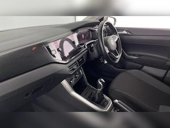 Used Volkswagen Polo 2022 for sale - 76117419: Photo
