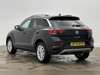 Used Volkswagen T-Roc 2025 for sale - 78873674: Photo