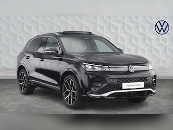 2025 - R-Line 1.5 eTSI 150PS 7-Speed DSG 5 Door Automatic