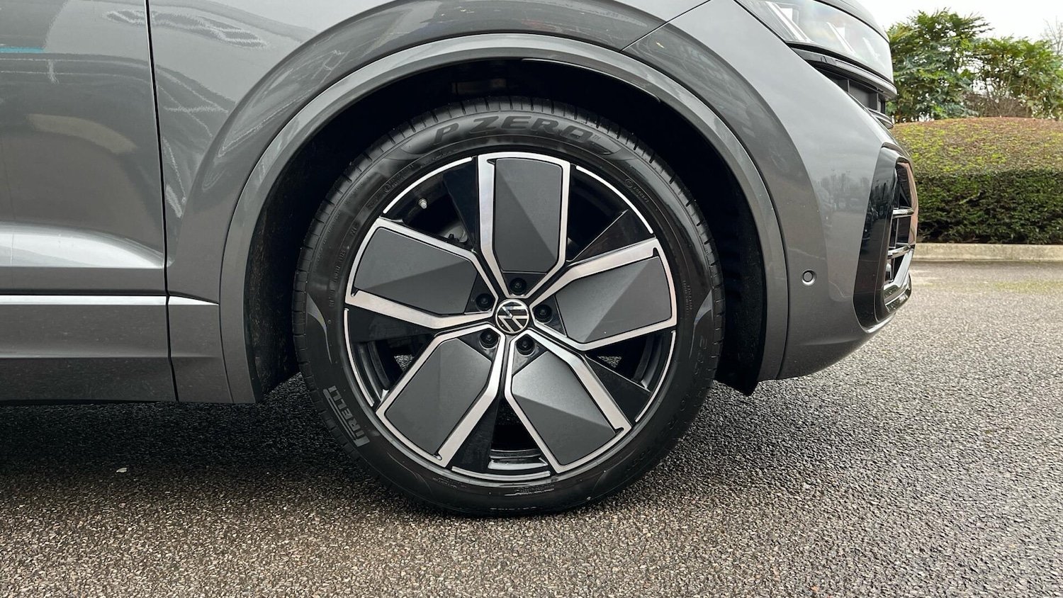 Used Volkswagen Touareg 2025 for sale - 77629502: Photo 5