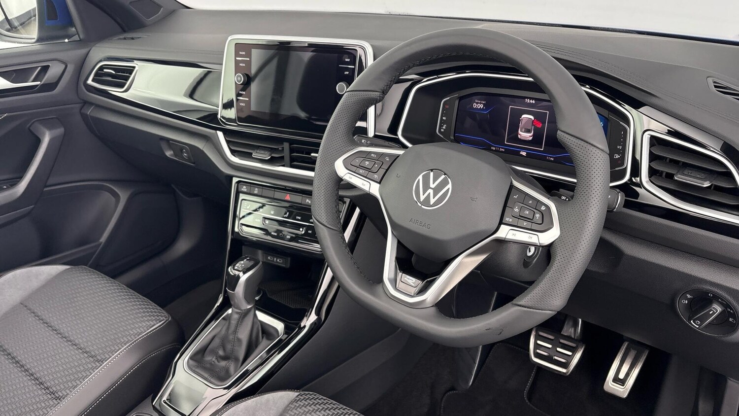 Used Volkswagen T-Roc 2025 for sale - 77506399: Photo 6