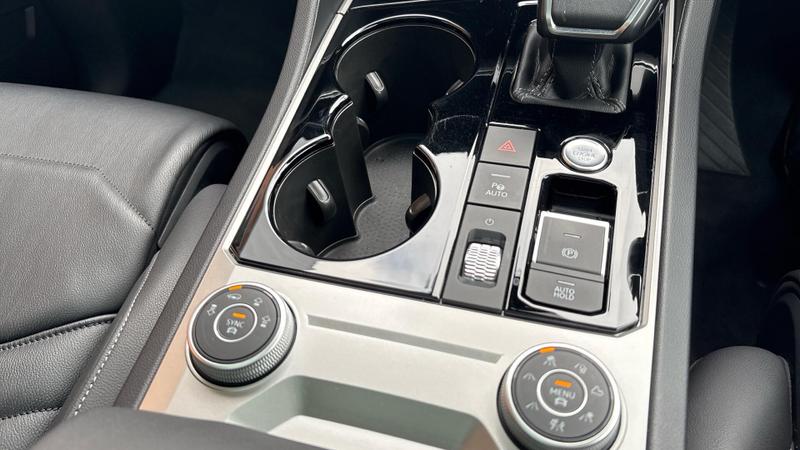 Used Volkswagen Touareg 2020 for sale - 76611304: Photo 20