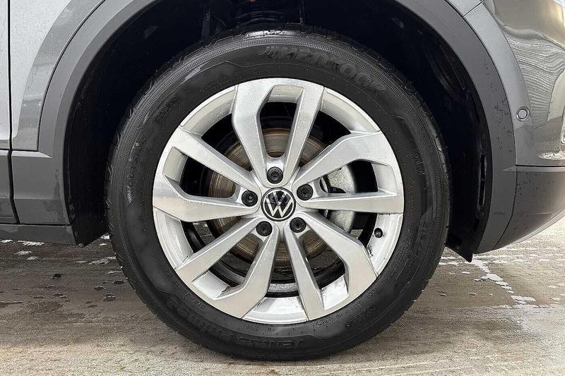 Used Volkswagen T-Roc 2025 for sale - 76706080: Photo 5