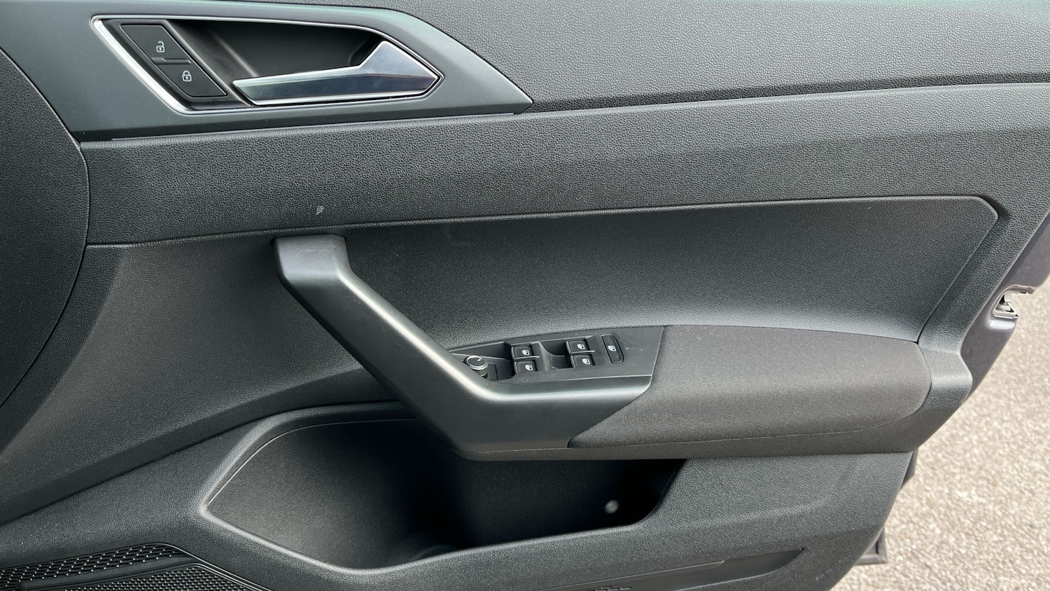 Used Volkswagen Taigo 2025 for sale - 77602473: Photo 25