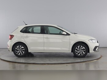 Used Volkswagen Polo 2023 for sale - 75760967: Photo