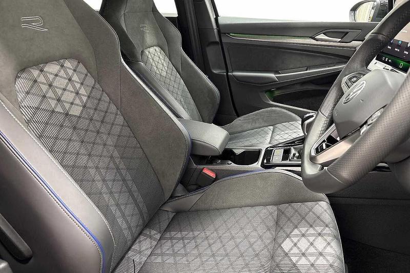 Used Volkswagen Golf 2025 for sale - 76706082: Photo 10