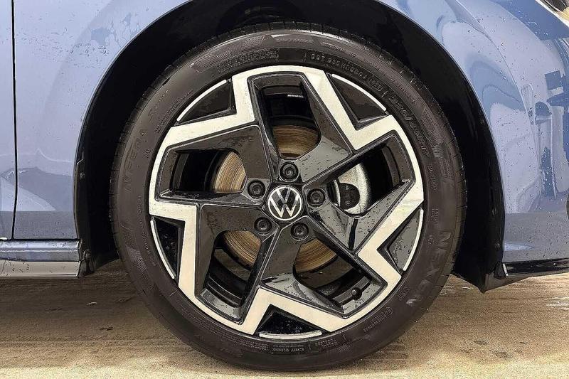 Used Volkswagen Golf 2025 for sale - 76782245: Photo 5