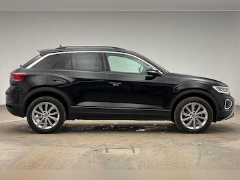 Used Volkswagen T-Roc 2025 for sale - 78411930: Photo