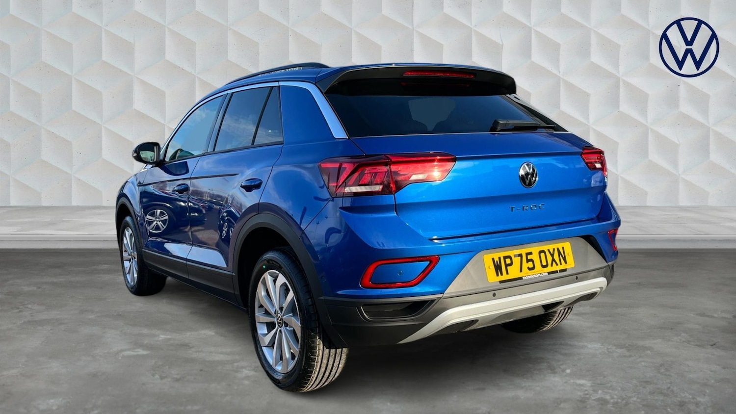 Used Volkswagen T-Roc 2025 for sale - 77515493: Photo 3