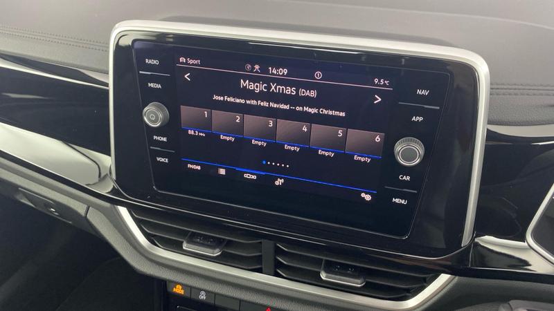 Used Volkswagen T-Roc 2025 for sale - 76706084: Photo 16