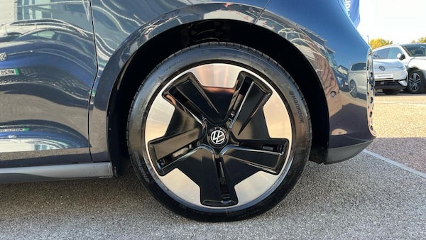 Used Volkswagen ID.Buzz 2024 for sale - 76184504: Photo 5
