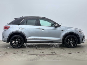 Used Volkswagen T-Roc 2025 for sale - 78499532: Photo
