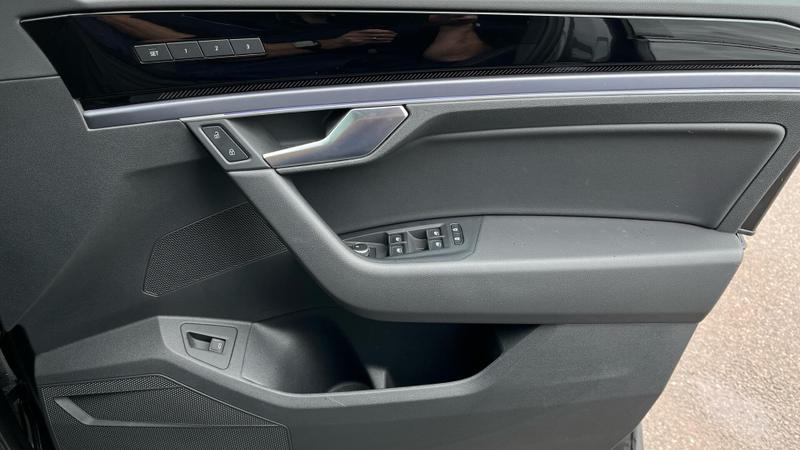 Used Volkswagen Touareg 2025 for sale - 75228395: Photo 23