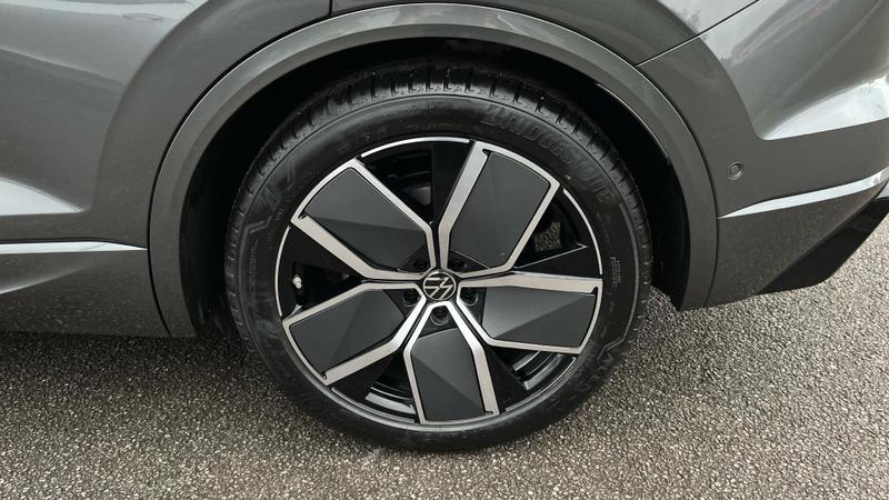 Used Volkswagen Touareg 2025 for sale - 75228395: Photo 29