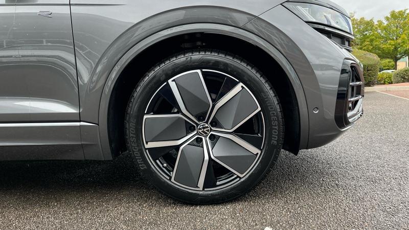 Used Volkswagen Touareg 2025 for sale - 75228395: Photo 5