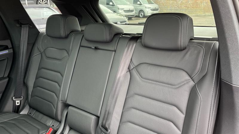 Used Volkswagen Touareg 2025 for sale - 75228395: Photo 8