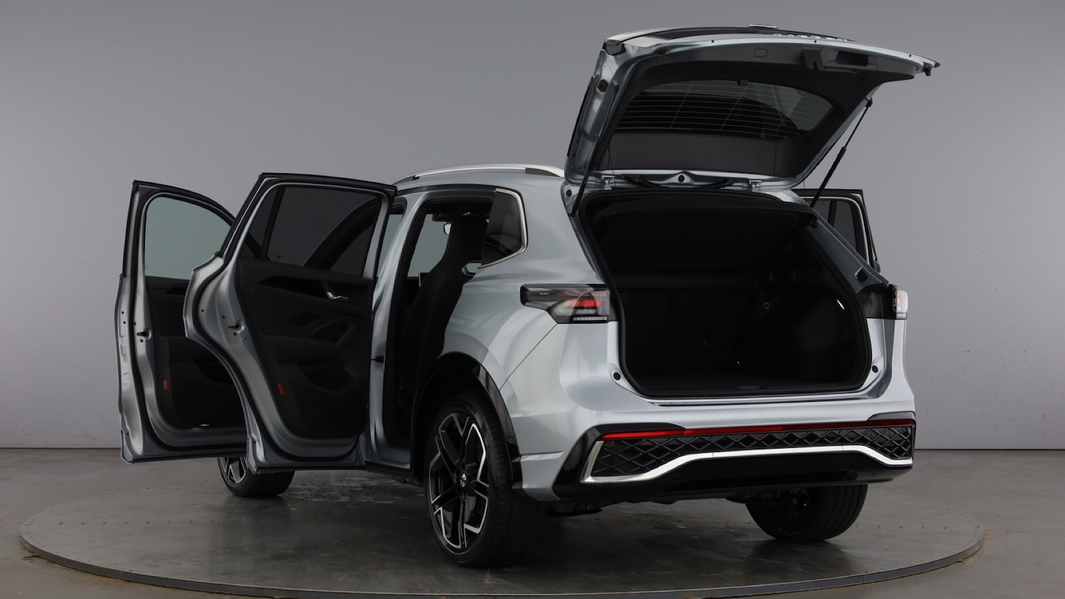 Used Volkswagen Tiguan 2025 for sale - 78070716: Photo 12