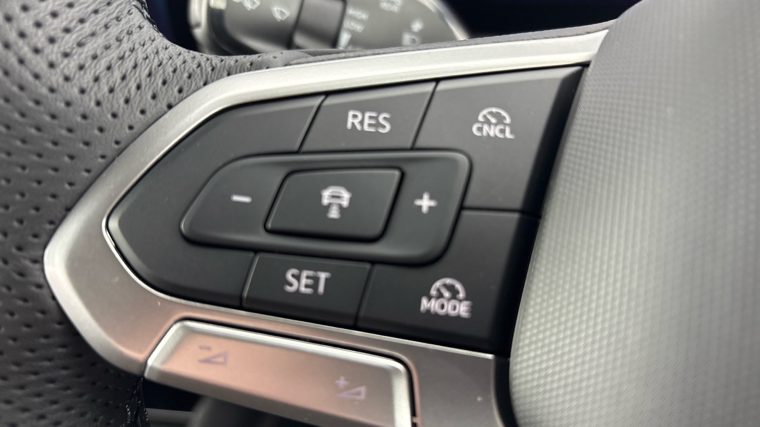 Used Volkswagen Tiguan 2025 for sale - 78070716: Photo 16