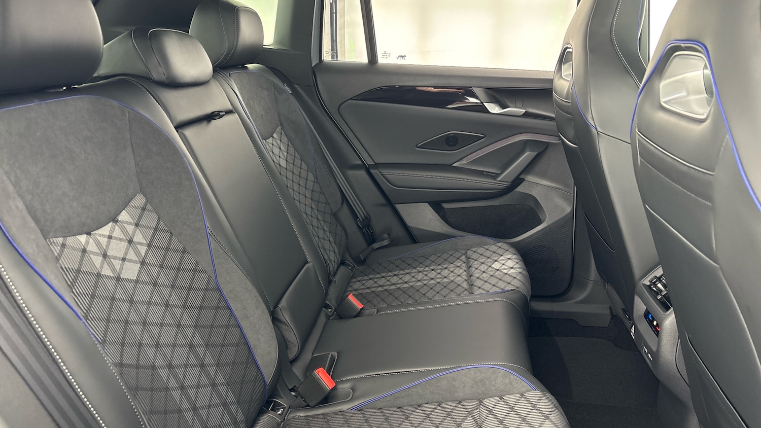 Used Volkswagen Tiguan 2025 for sale - 78070716: Photo 33