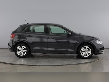 Used Volkswagen Polo 2019 for sale - 76382177: Photo