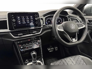 Used Volkswagen T-Roc 2025 for sale - 78736415: Photo