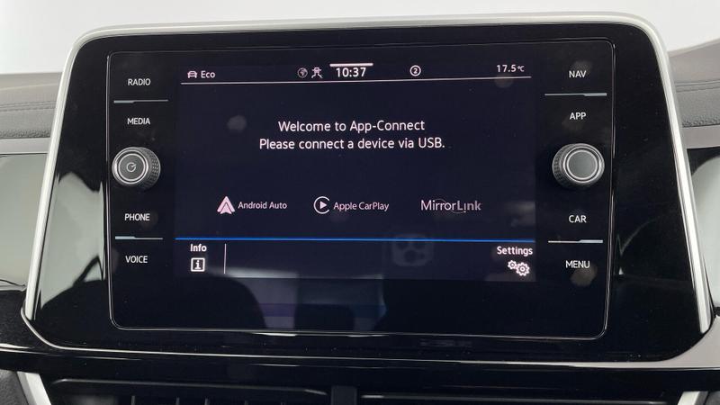 Used Volkswagen T-Roc 2022 for sale - 76104821: Photo 14