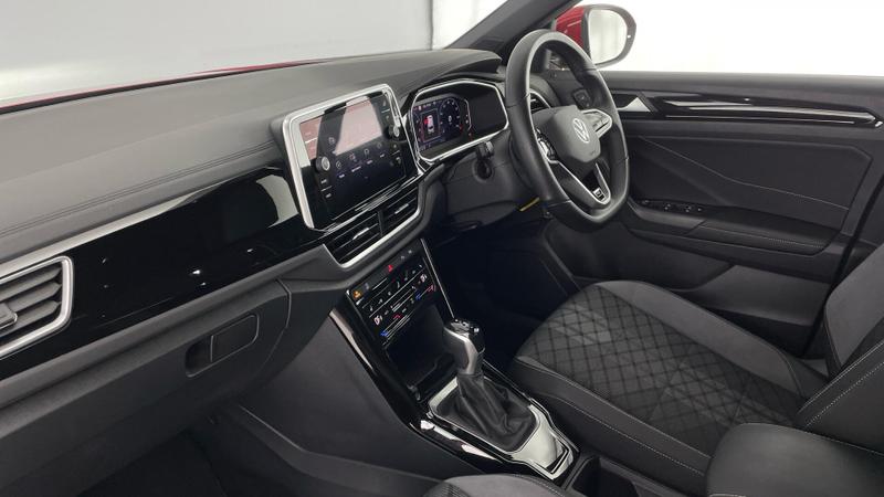 Used Volkswagen T-Roc 2022 for sale - 76104821: Photo 2