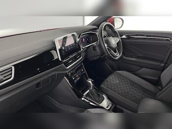Used Volkswagen T-Roc 2022 for sale - 76104821: Photo 2