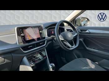 Used Volkswagen T-Roc 2024 for sale - 74961481: Photo