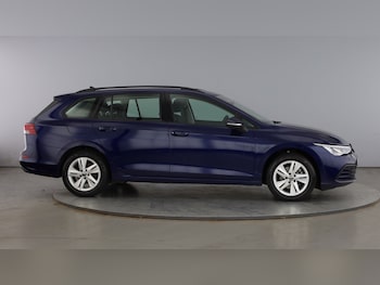 Used Volkswagen Golf 2023 for sale - 78916252: Photo