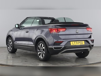 Used Volkswagen T-Roc 2021 for sale - 75627497: Photo